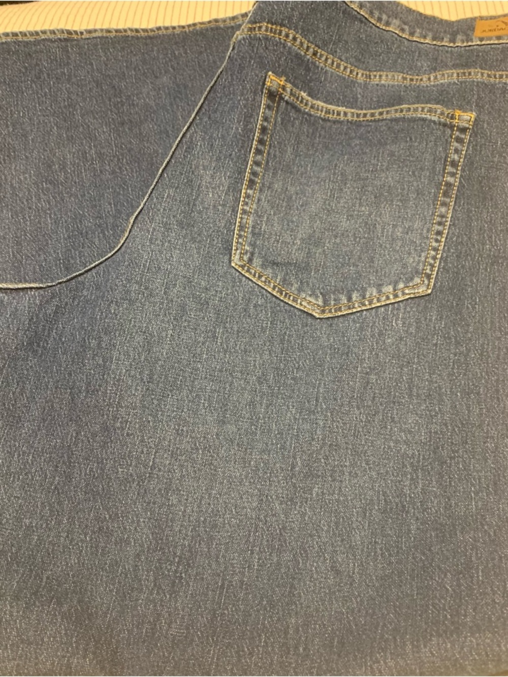 Jordache Wide-Leg High-Rise Jeans in Medium Blue - Picture 4 of 4